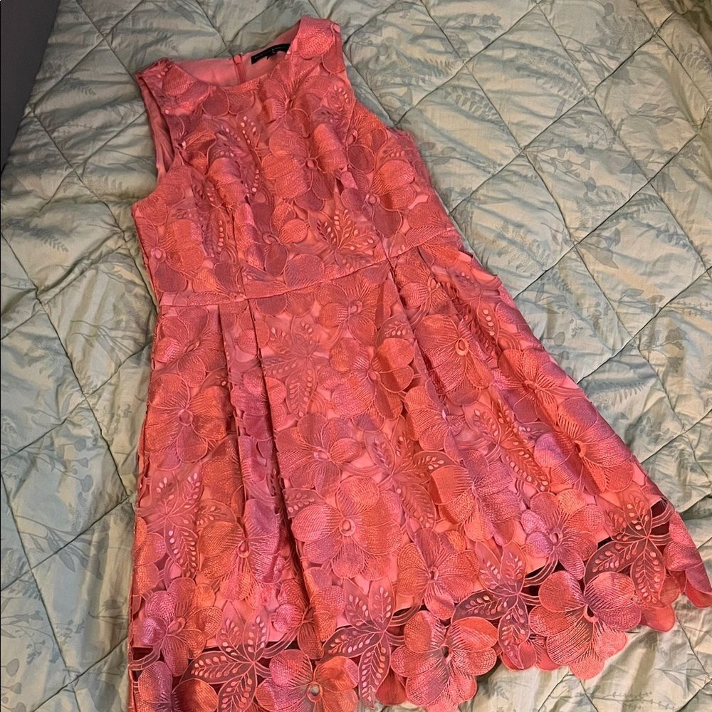 White House, Black market Floral peach women’s  Dress
